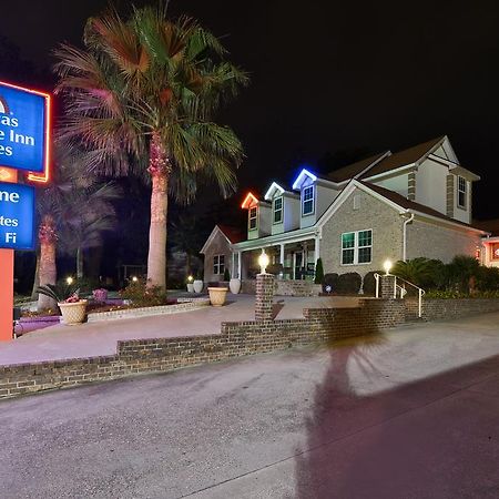 Savannah Inn And Suites Savannah Port Area المظهر الخارجي الصورة