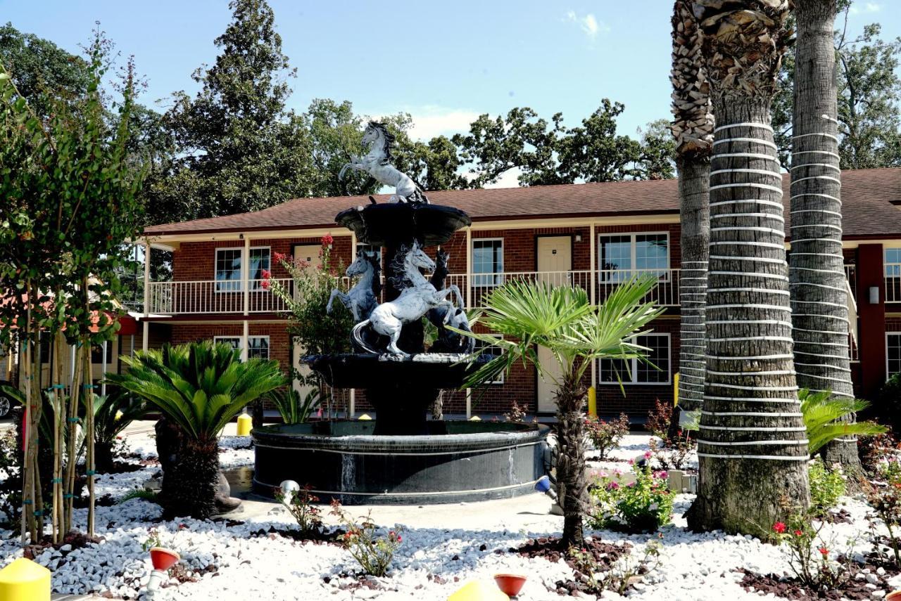 Savannah Inn And Suites Savannah Port Area المظهر الخارجي الصورة