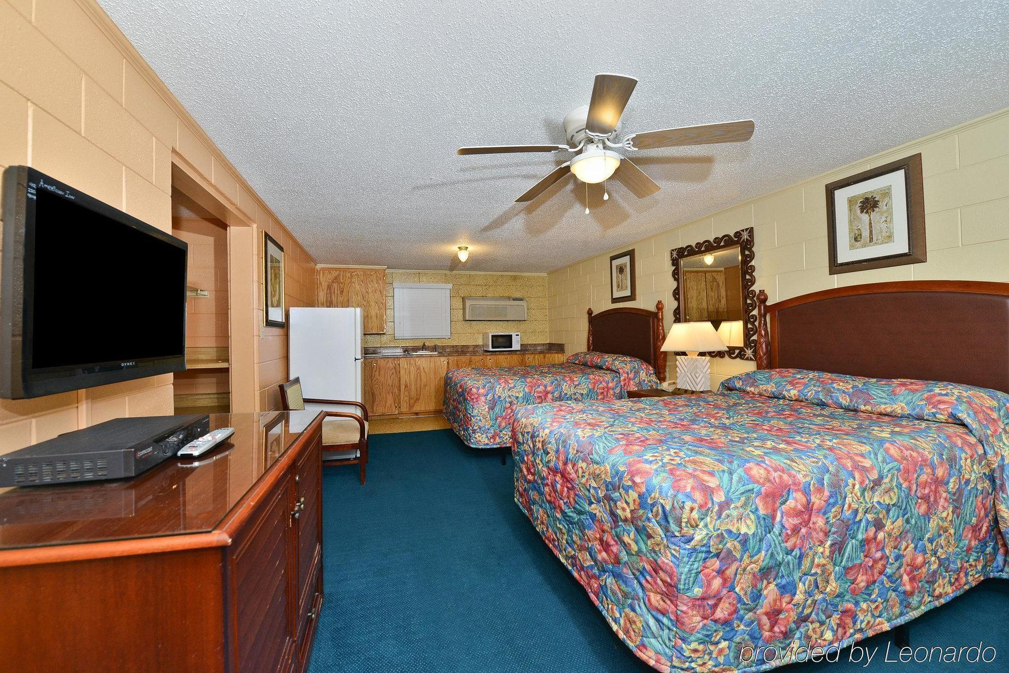 Savannah Inn And Suites Savannah Port Area المظهر الخارجي الصورة