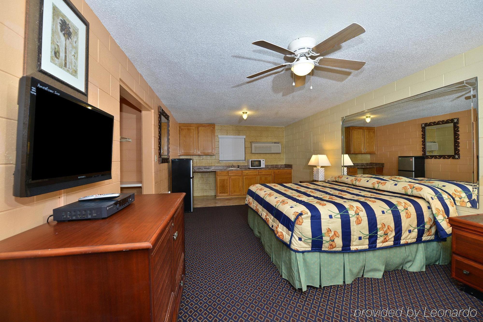 Savannah Inn And Suites Savannah Port Area المظهر الخارجي الصورة