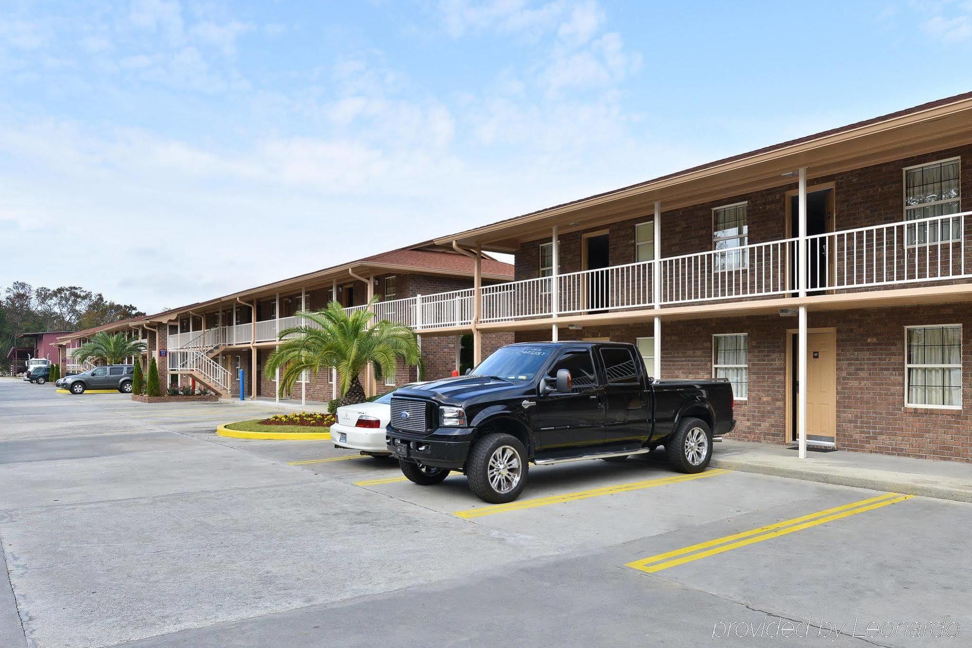 Savannah Inn And Suites Savannah Port Area المظهر الخارجي الصورة
